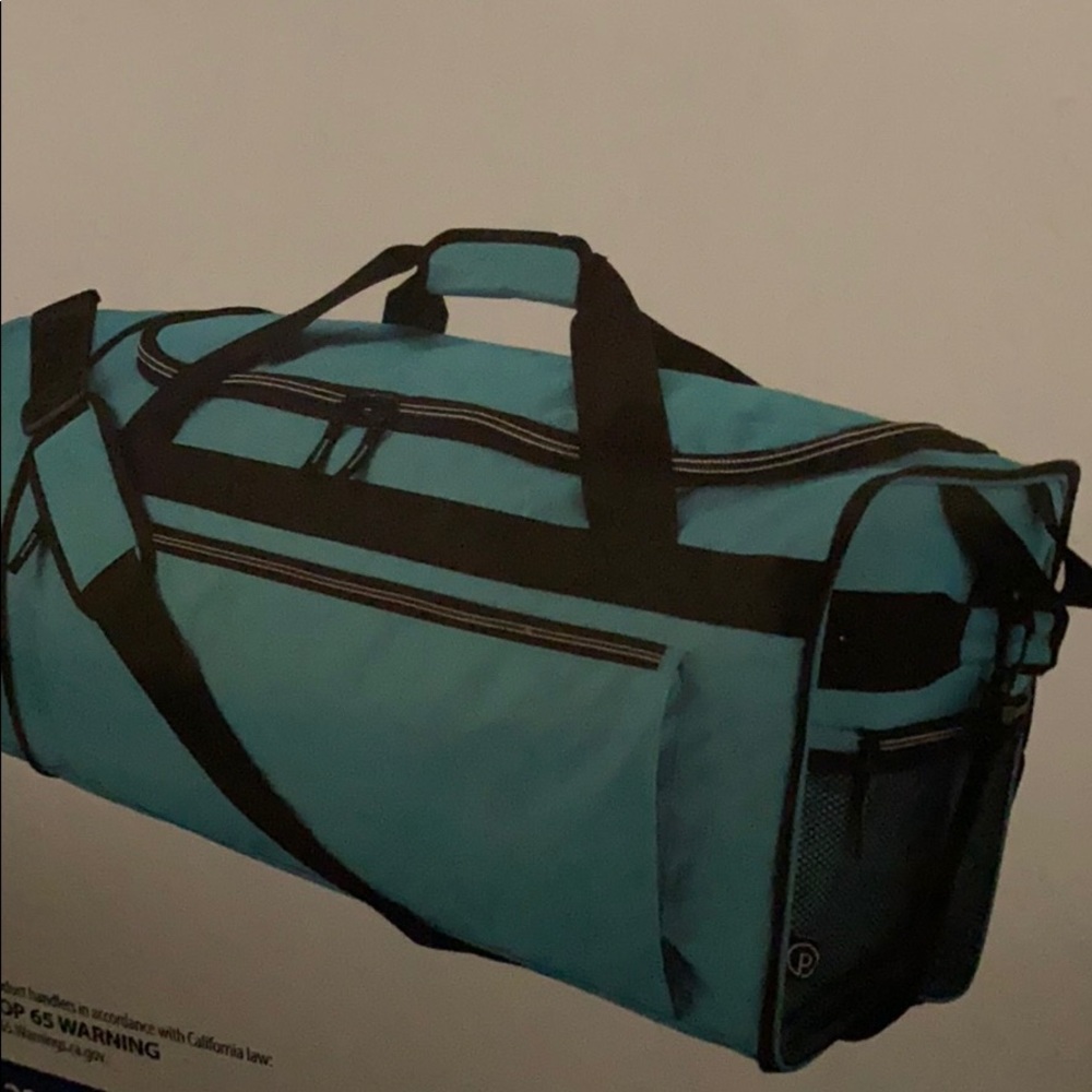 28 inch rolling duffel